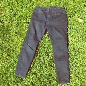 Size 30 w Joe’s skinny jeans